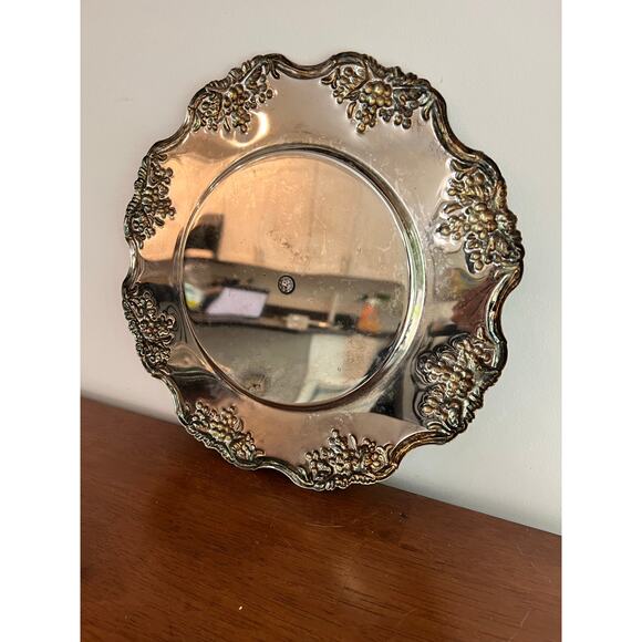 Godinger GSA Silver Art Co. Ltd. Silver Plate 13” Tray grape designs - Picture 4 of 5